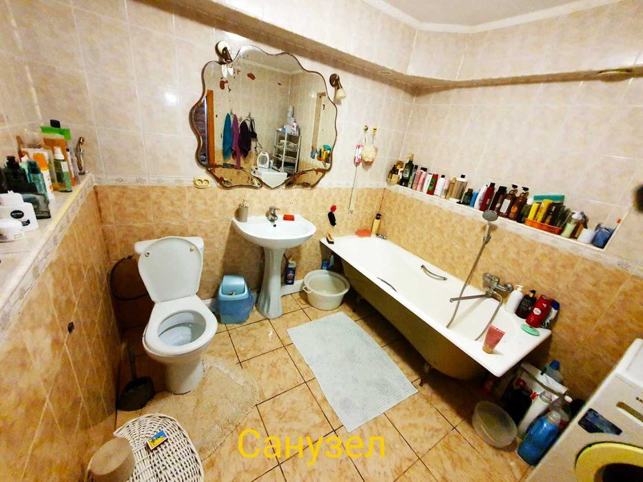 Продається будинок с.Хотів 125000у.о.