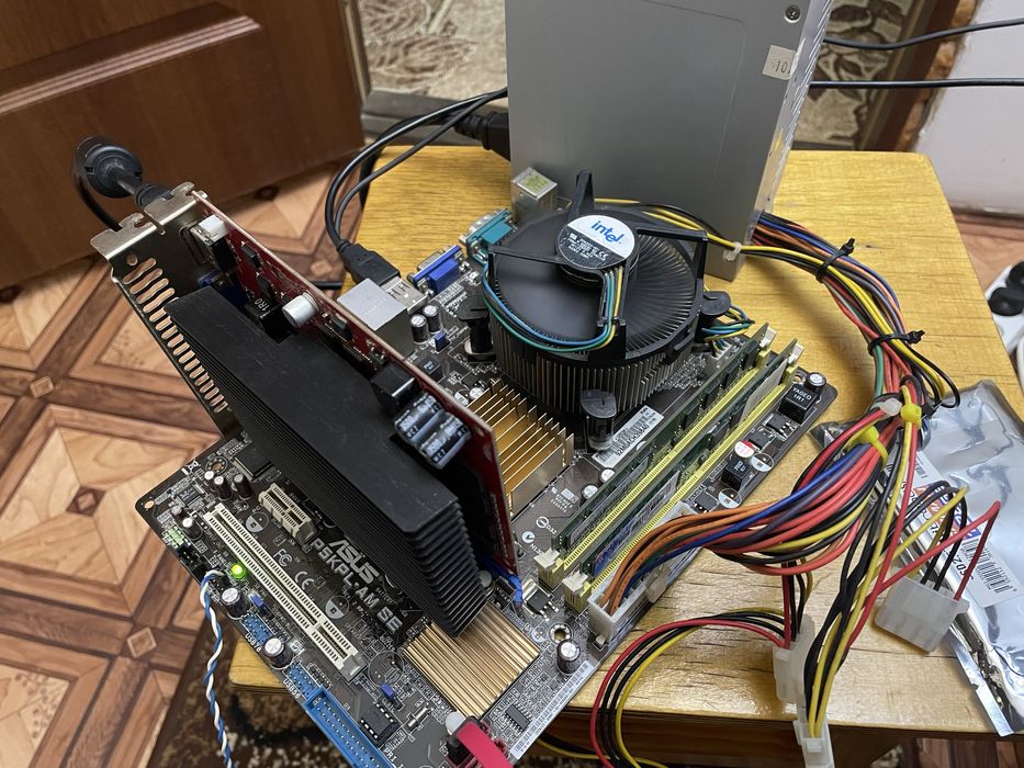 комплект материнська плата та процесор Asus P5KPL-AM + Xeon 5150