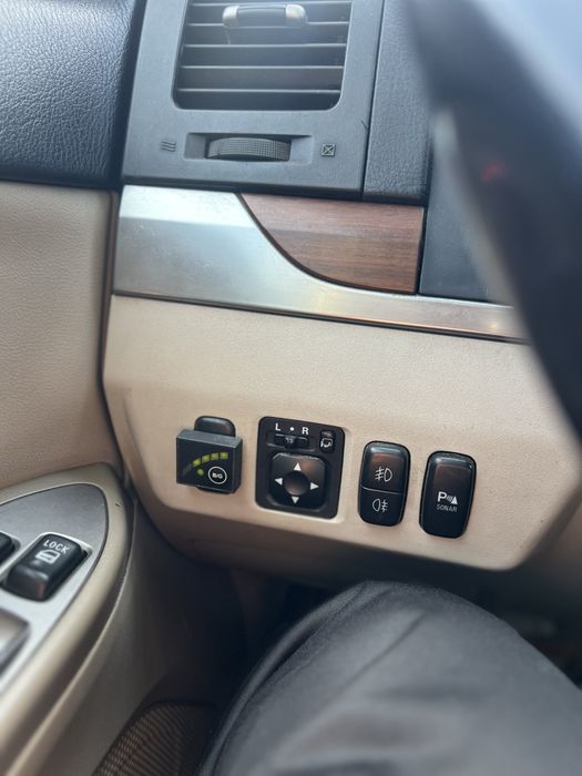 Mitsubishi Pajero Wagon 4