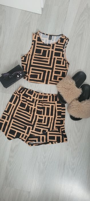 Idealny komplet na lato XS top spódnico spodenki