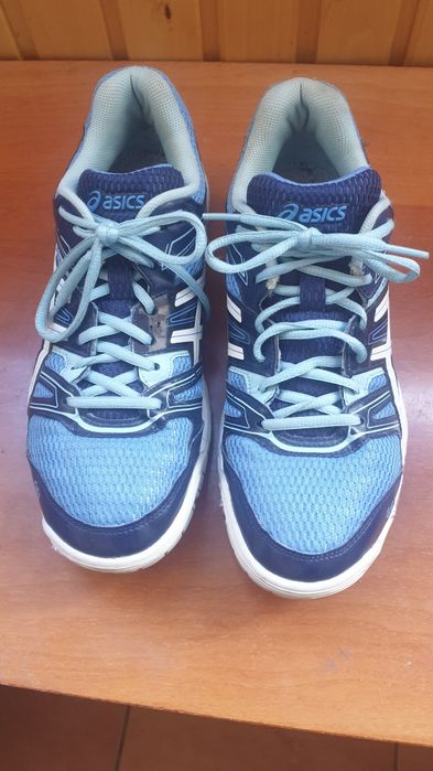 Кросівки  ASICS .   Оригінал.
