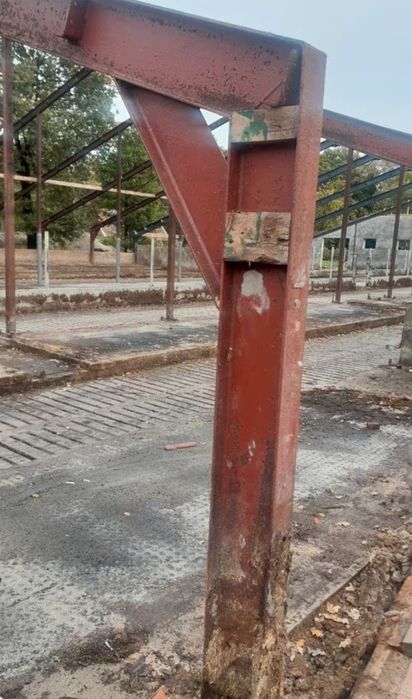 Konstrukcja stalowa 27x48x2.2m