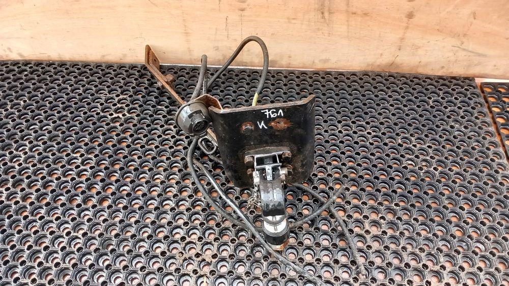 Land Rover Discovery Ii L318 Hak Holowniczy Kula