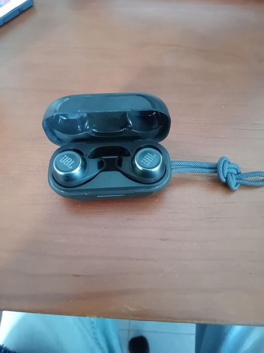 Fones JBL Reflect Aero