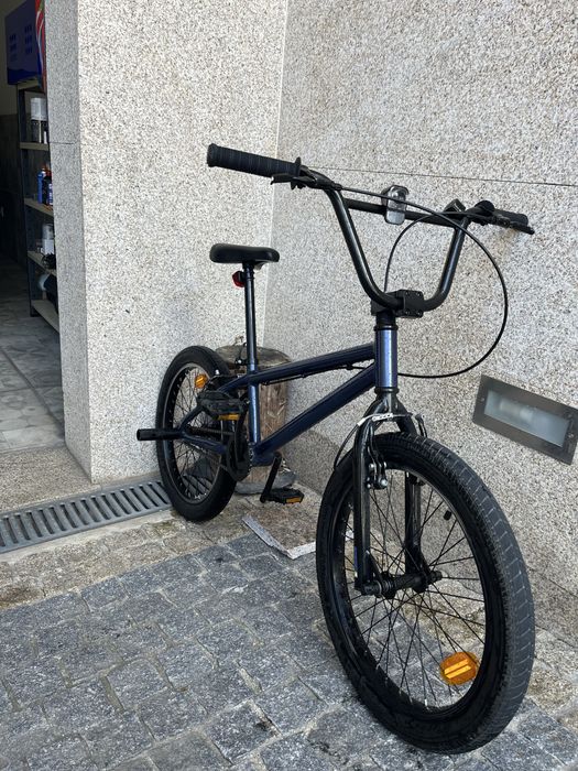 Bicicleta  bmx da decatlon em muito bom estado