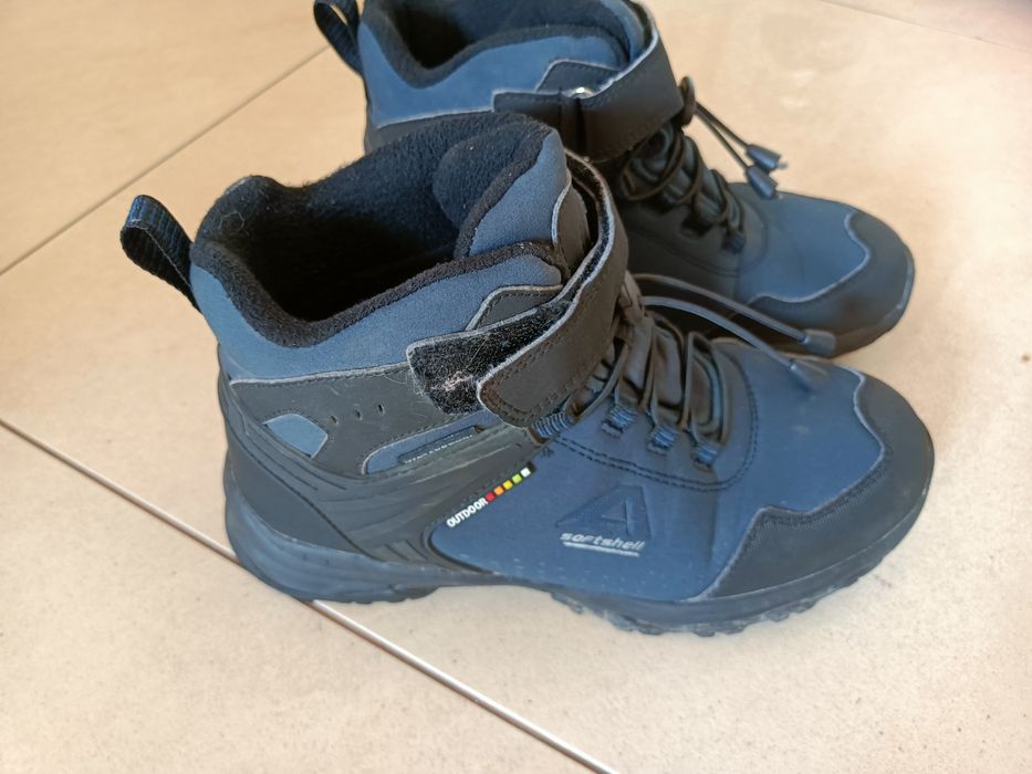 Buty chłopięce roz 37 Trekkingowe