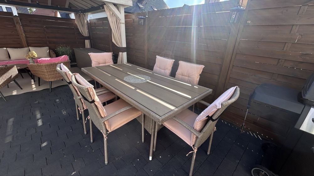 Stol ogrodowy, stół z krzeslami technoratan