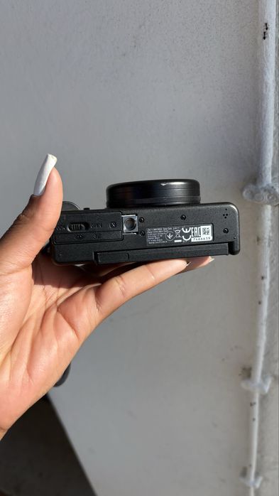 Máquina fotográfica Sony ZV-1A