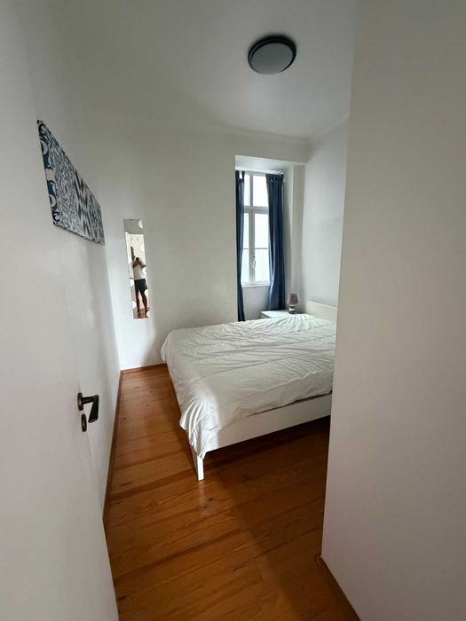 Vende-se T2 Renovado/Mobilado -Tejo Lisboa- Entre Baixa e Cais do Sodré