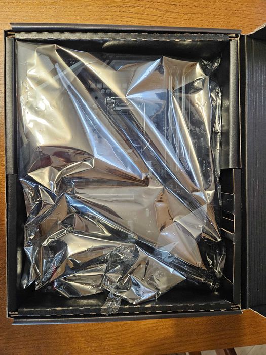 Płyta główna GIGABYTE AORUS Z390 PRO