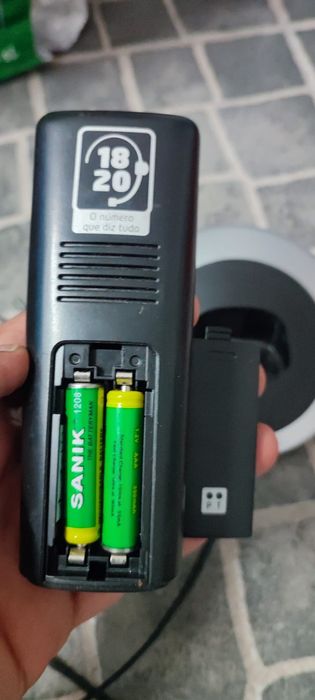 Telefone Fixo Sem Fios Sagemcom D22T com Base