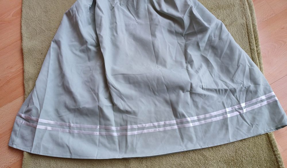 Piękna, japońska sukienka  Lolita Harajuku (uczennica)