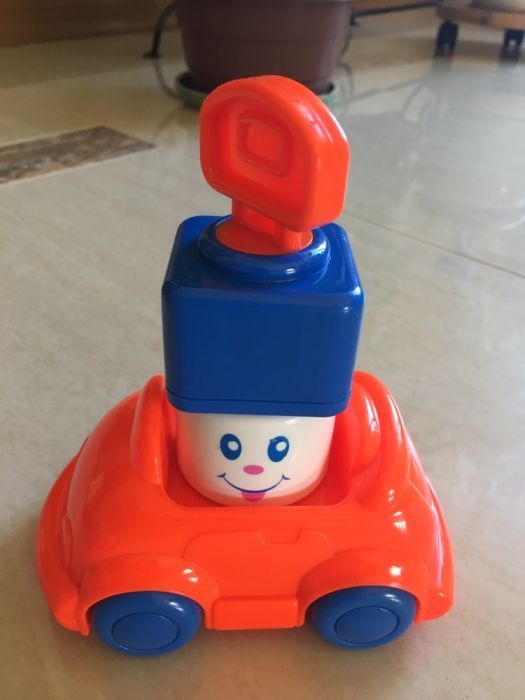 Машинка первый конструктор Chicco