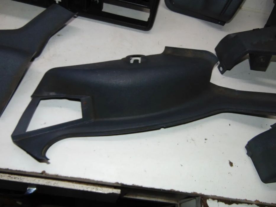 Citroen AX plásticos