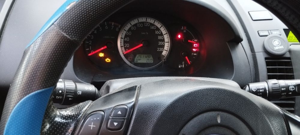 Автомобіль Mazda 5, 2006 року