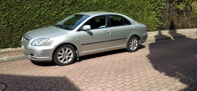 Toyota Avensis 2.0 VVT-i Sol