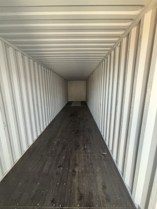 Wynajem powierzchni magazynowych self storage . Magazyn schowek konten