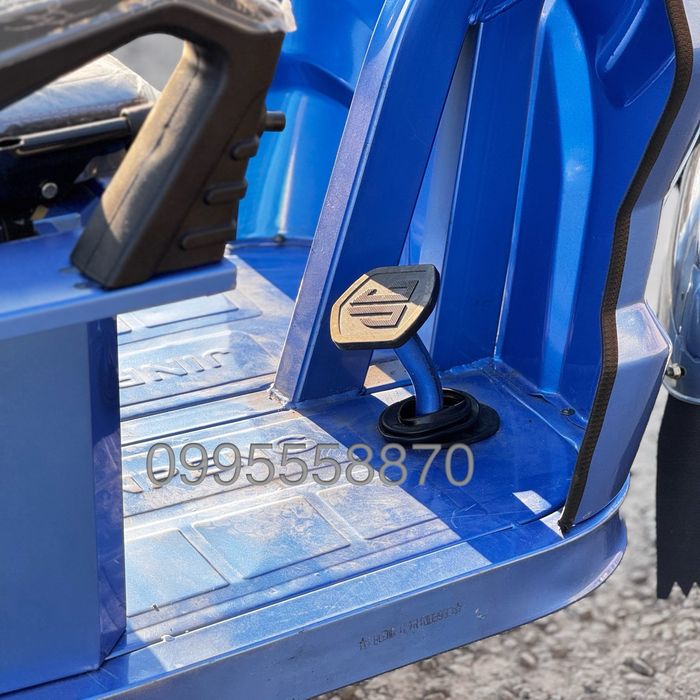 Електричний вантажний трицикл Dozer 1200W