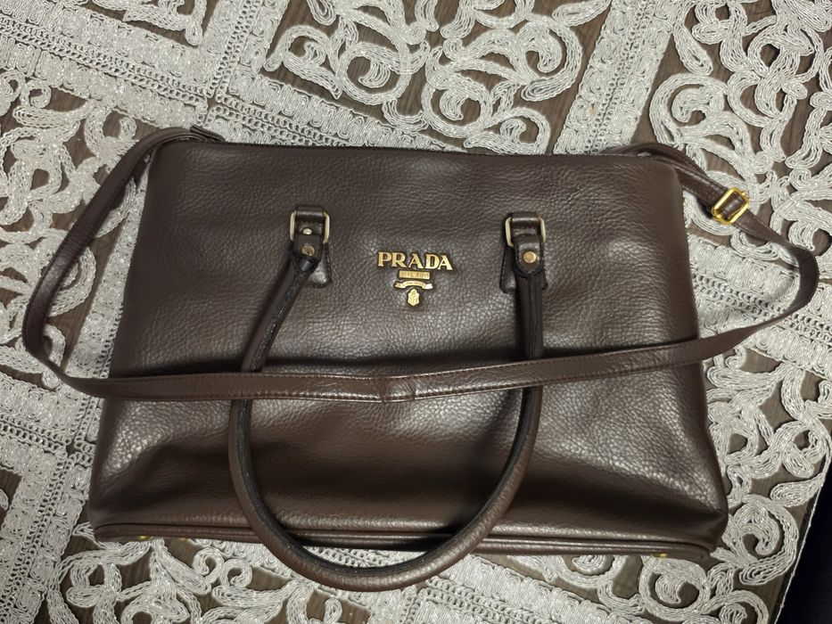 Prada Duża czekoladowa