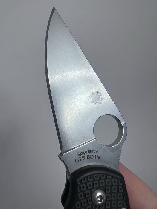 Spyderco Para 3 lightweight