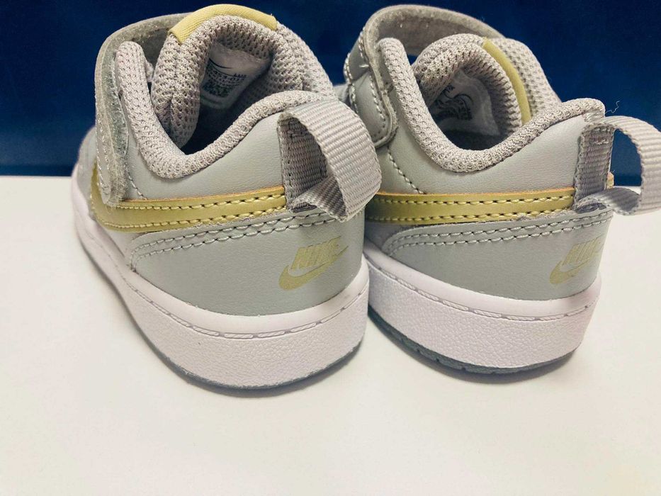 Nike Court Borough grey 22