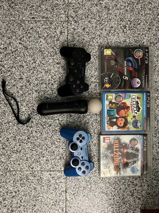 Consola de Jogos PS3 em Bom estado Desbloqueada com Vários extras