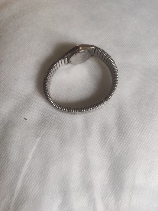 Relógio japonês antigo64740872925570121