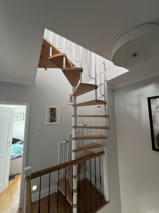 Sprzedam schody modułowe kręcone