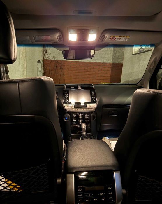 у продажі авто з ЄС Toyota Land Cruiser LC 2.8 D-4D Executive 2022 р.