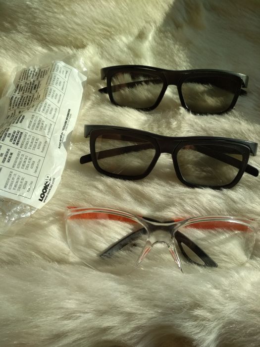 Okulary ochronne 3D i futerały na płyty