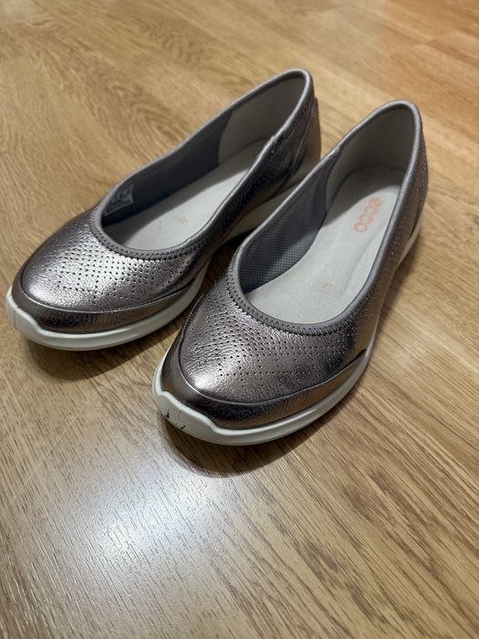Жіночі балетки ECCO Sense Flat