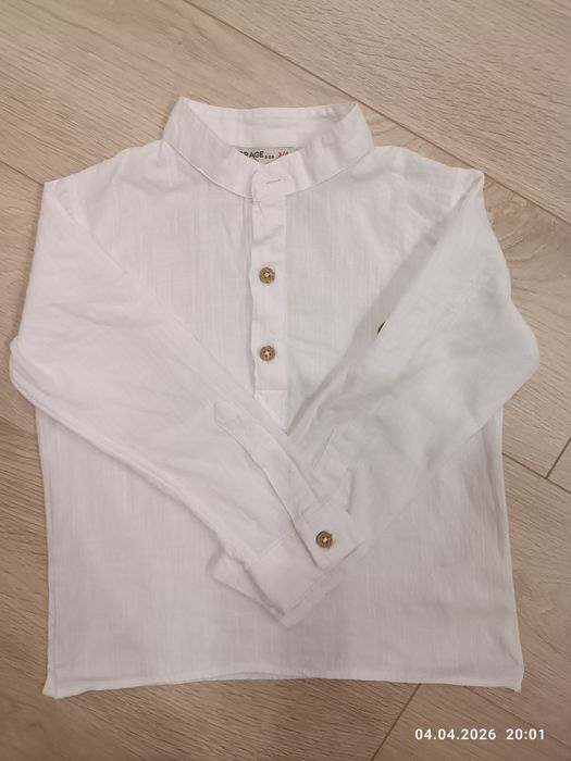 Сорочка біла з довгим рукавом