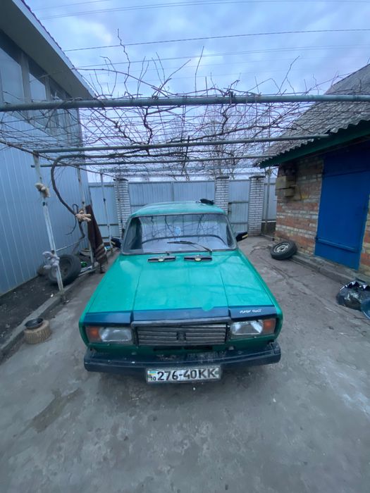 Продам ваз 2105 срочно
