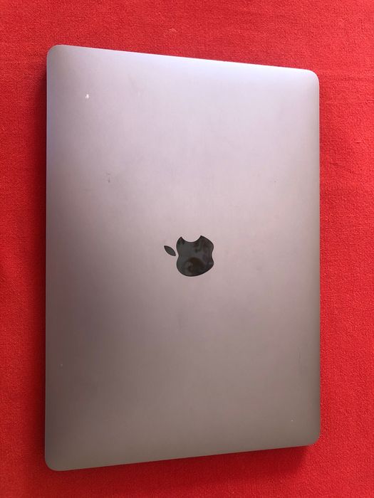 MacBook Pro 13,3 inch