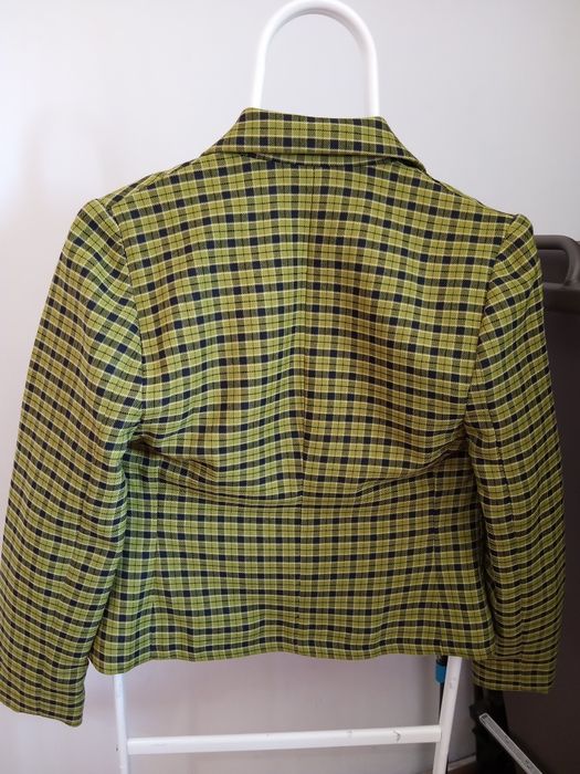 Casaco mulher tamanho 40 (entre cavas 40cm)