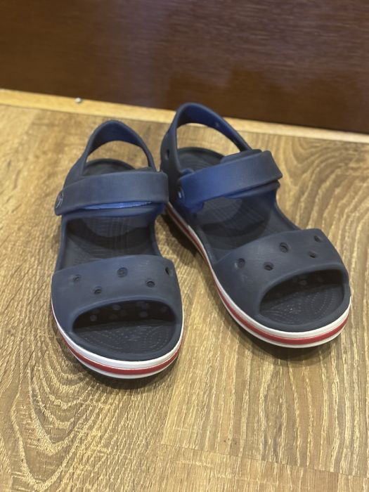 Босоніжки Crocs j3