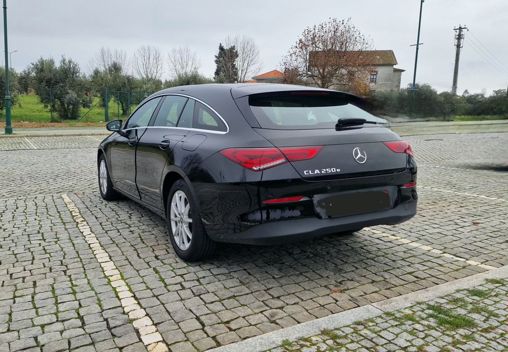 Mercedes Benz CLA 250 e
