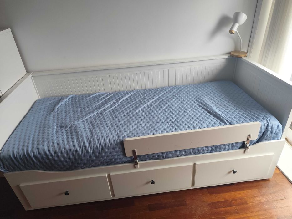 Cama individual ou dupla Ikea