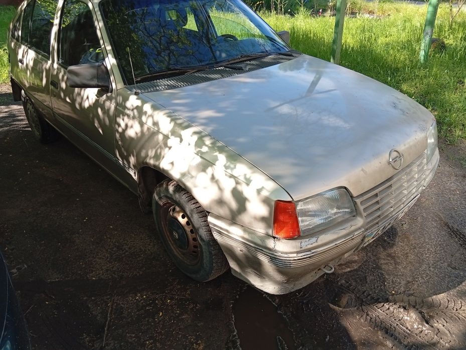 Продам Опель кадет