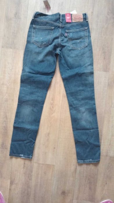 Продам оригінал Levi's