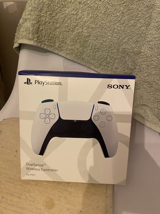 Pad ps5 nowy biały