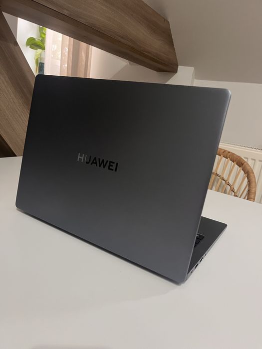 Huawei MateBook D14 2024