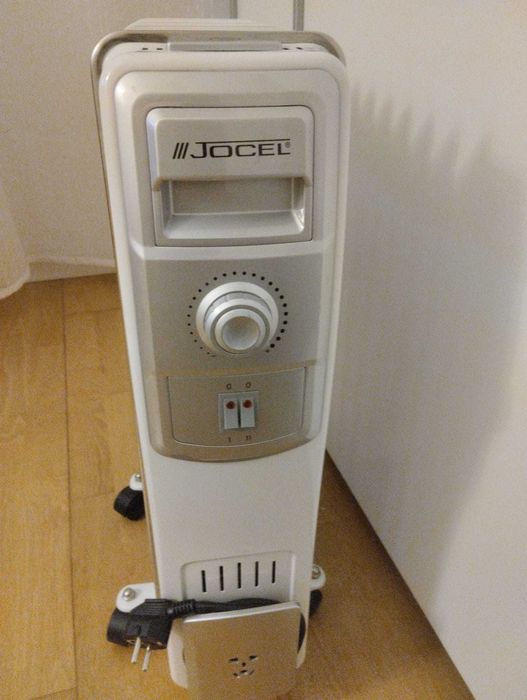 3 Aquecedores (2 a Óleo e 1 Halogénio e 1 Térmico)  Tudo apenas 60eur