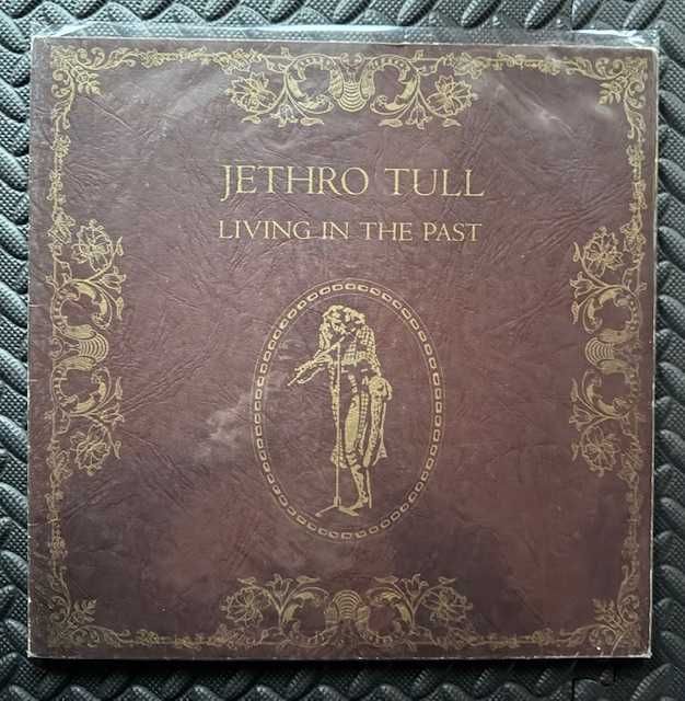 Jethro Tull ‎– Living In The Past