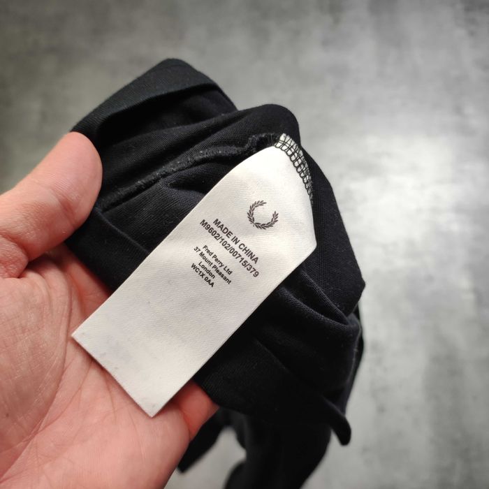 MĘSKA Koszulka Długi Rękaw Bluzka Czarna Kołnierzyk Bawełna Fred Perry