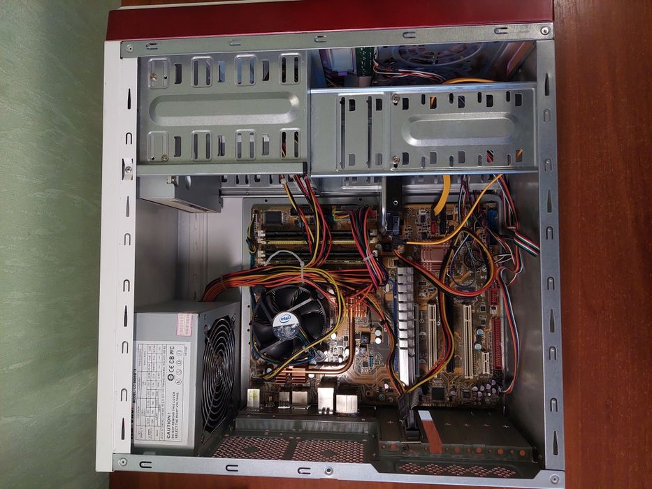 Системний блок, робочий ПК Intel Pentium E2180 / 5 ГБ DDR2 / GeForce 8400 GS / HDD 250