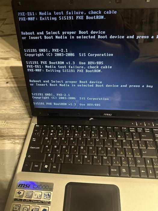 Б/у ноут MSI MS-1682 на відновл або запч