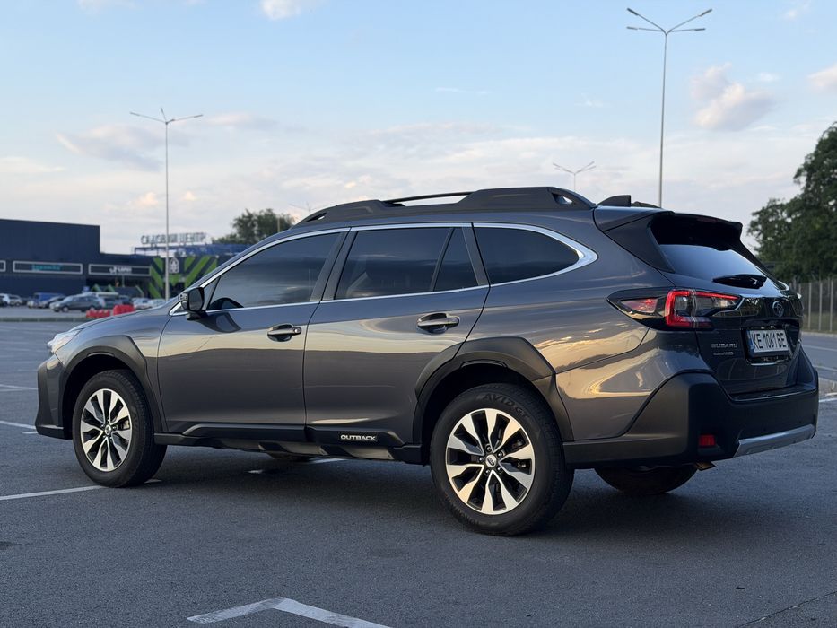 Subaru Outback Limeted 2023