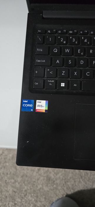 ASUS VivoBook i5 13ª Geração | 16GB RAM | SSD 512GB | Como novo