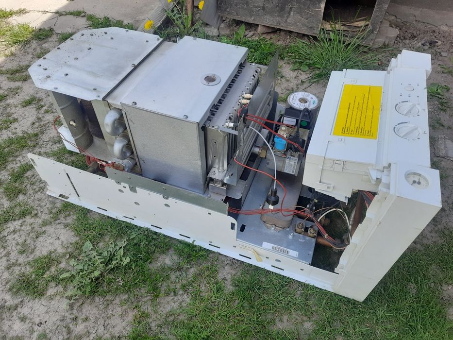 Газовий котел колонка Viesmann